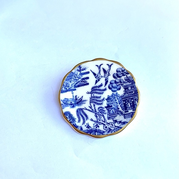 Coalport Jewelry - Vintage Coalport, Bone China Brooch with gilded Rim  Signed